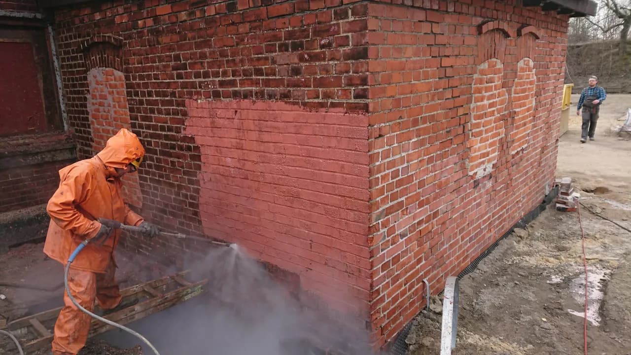 Jak odnowić starą cegłę na zewnątrz: unikaj najczęstszych błędów