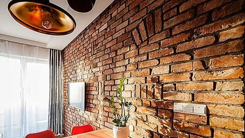 Czym zaimpregnować starą cegłę, aby skutecznie chronić ją przed wilgocią?